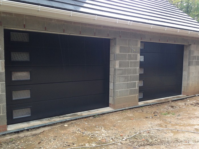 sectional-garage-doors-hull2
