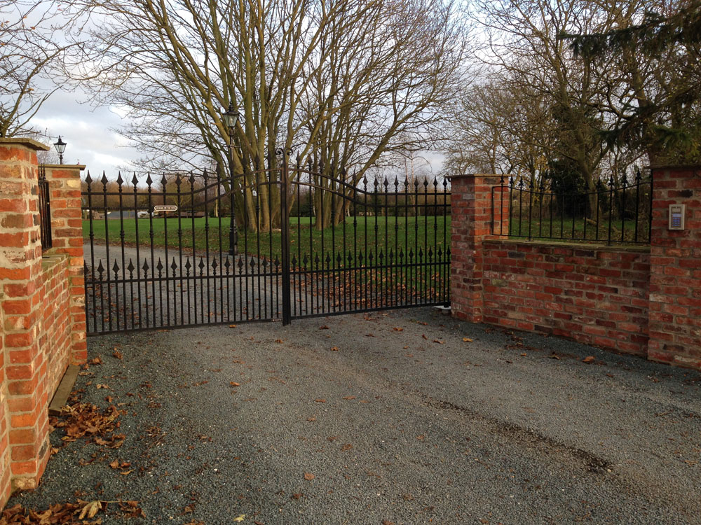 wrought iron gates leconfield