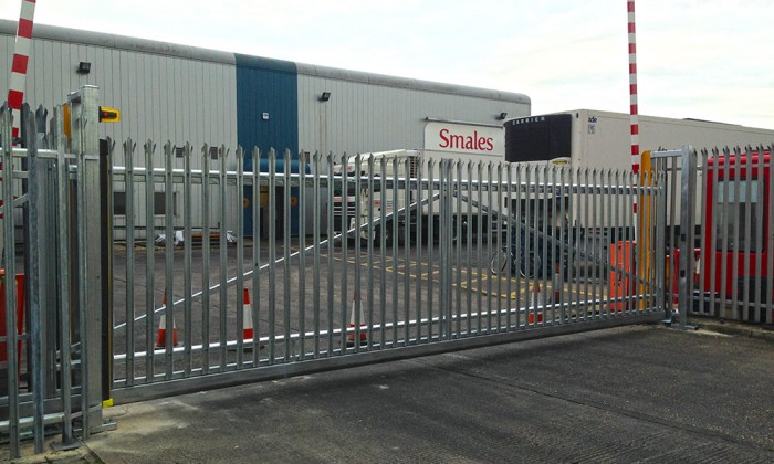 commercial security gate hull